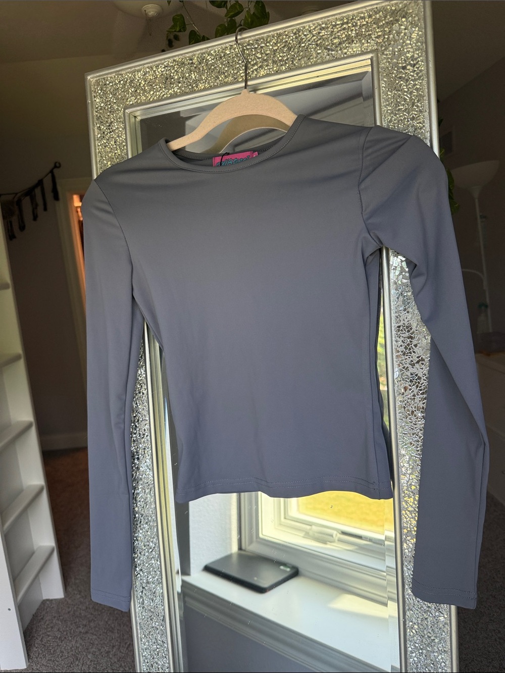 Edikted Slate Gray Long-Sleeve Crewneck Top